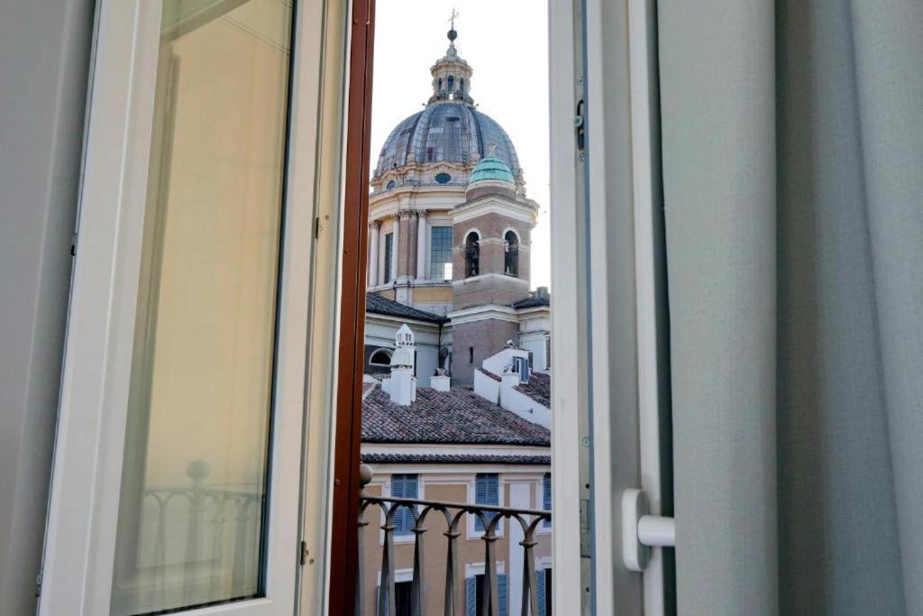Boutique Suites Della Croce Rom Exterior foto
